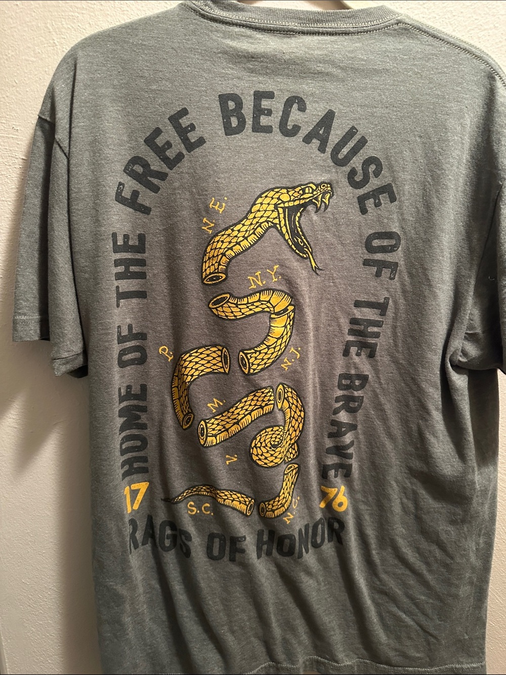 Men's Short-Sleeve Olive 1776 Graphic Tee